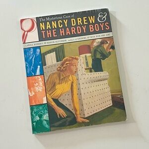 Vintage Nancy Drew & The Hardy Boys Book